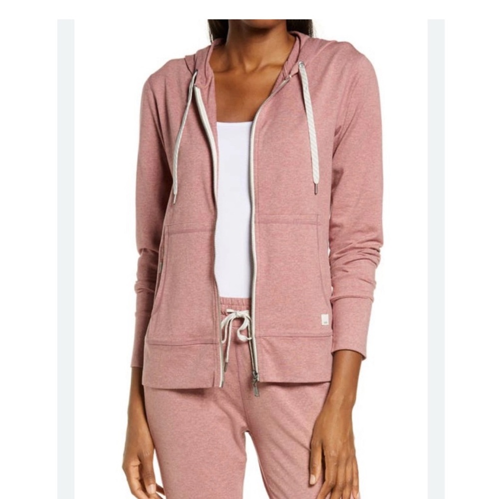 Vuori Halo Performance Hoodie pink small